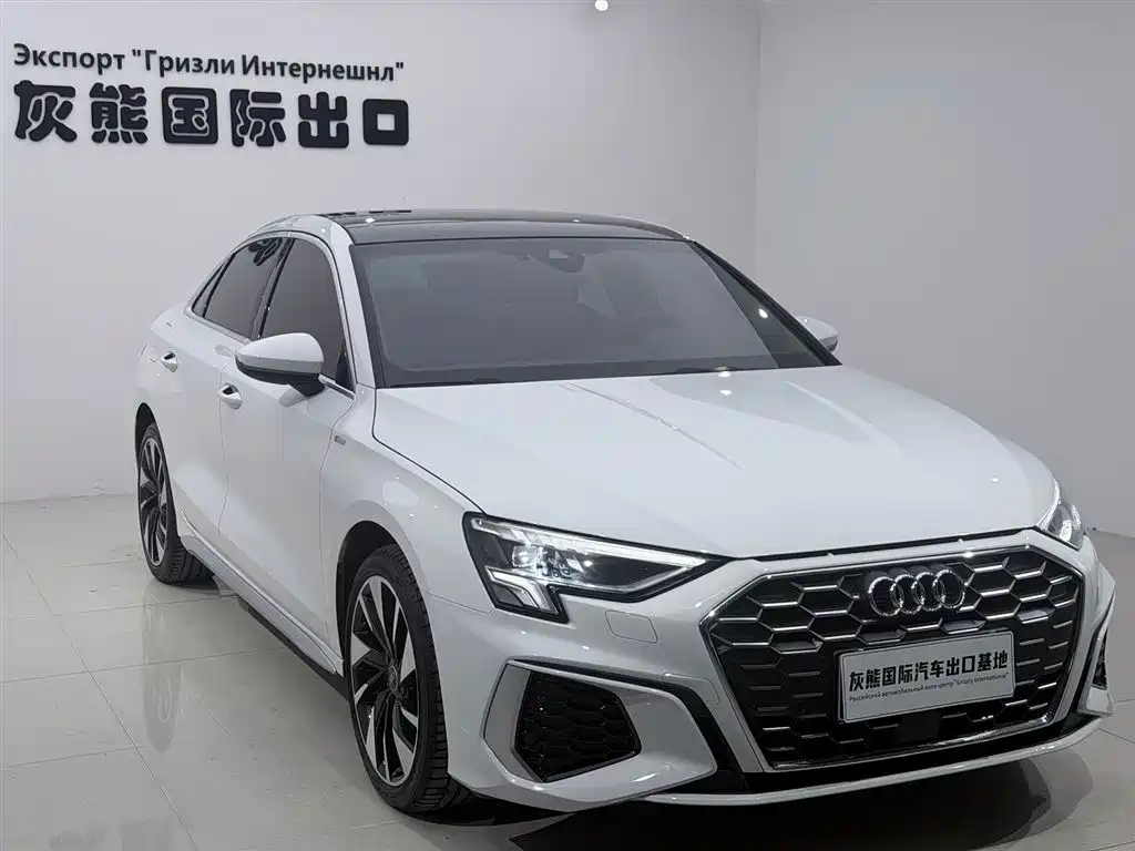 Audi A3 2022 A3L Limousine 35 TFSI Style Sport фото 3