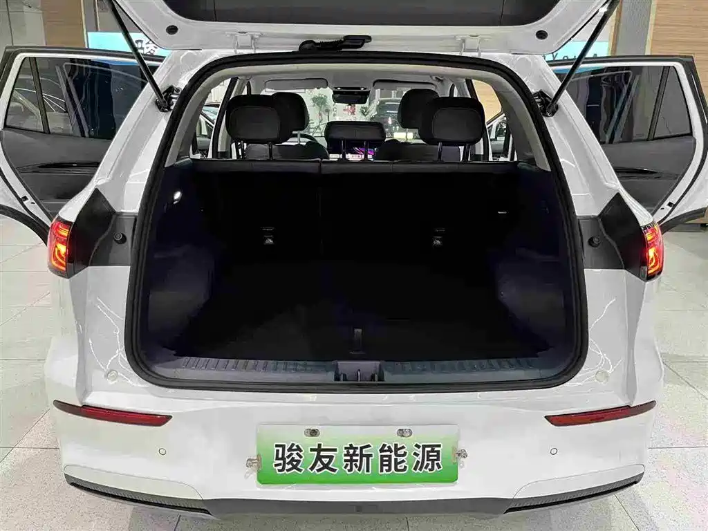 Geely Galaxy Galaxy E5 2024 440km Start Edition фото 7