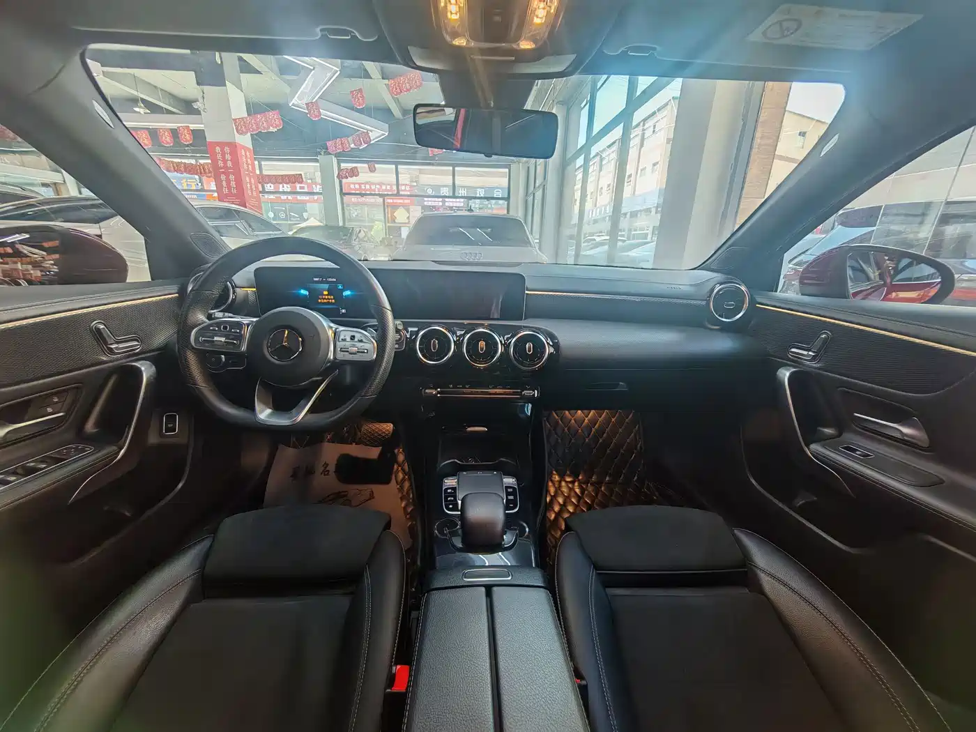 Mercedes-Benz A-Class 2019 A 200 L Sport Sedan фото 9