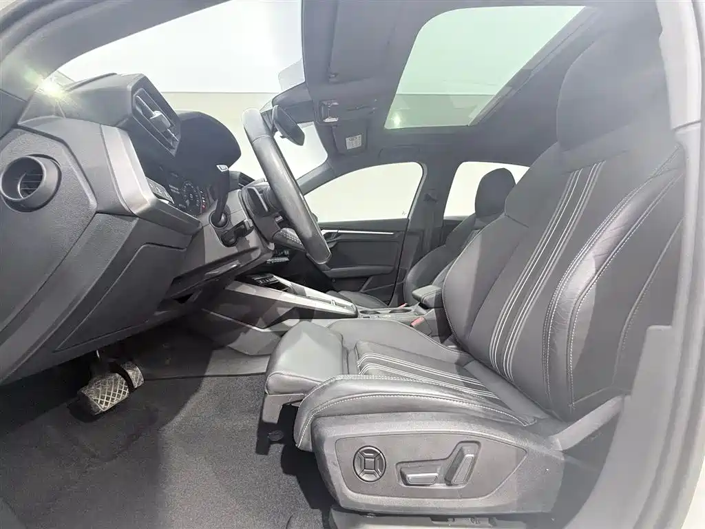 Audi A3 2022 A3L Limousine 35 TFSI Style Sport фото 7