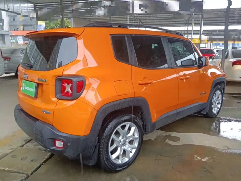 Jeep Renegade 2019 2018 Connected Large Screen Edition 180T Automatic High Energy