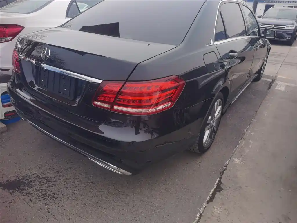 Mercedes-Benz E-Class 2014 Facelift E 300 L Sport фото 24