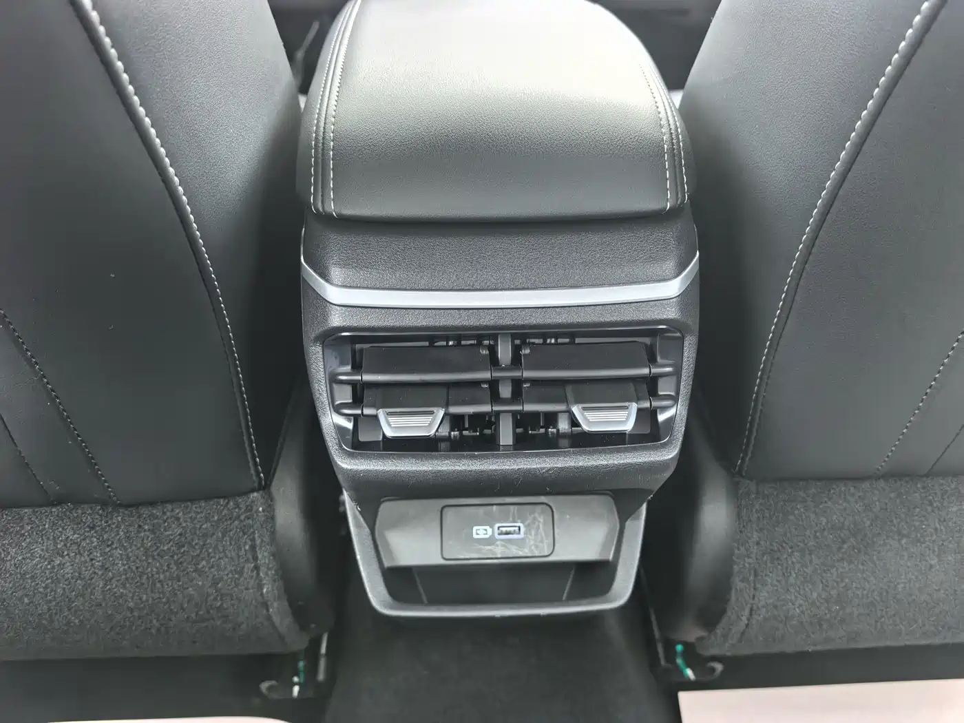 GEELY AUTOMOBILE EMGRAND