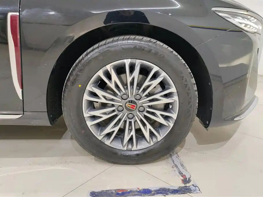 Hongqi H5 2025 1.5T DCT Flag Rhythm 500,000 Units Memorial Edition фото 6