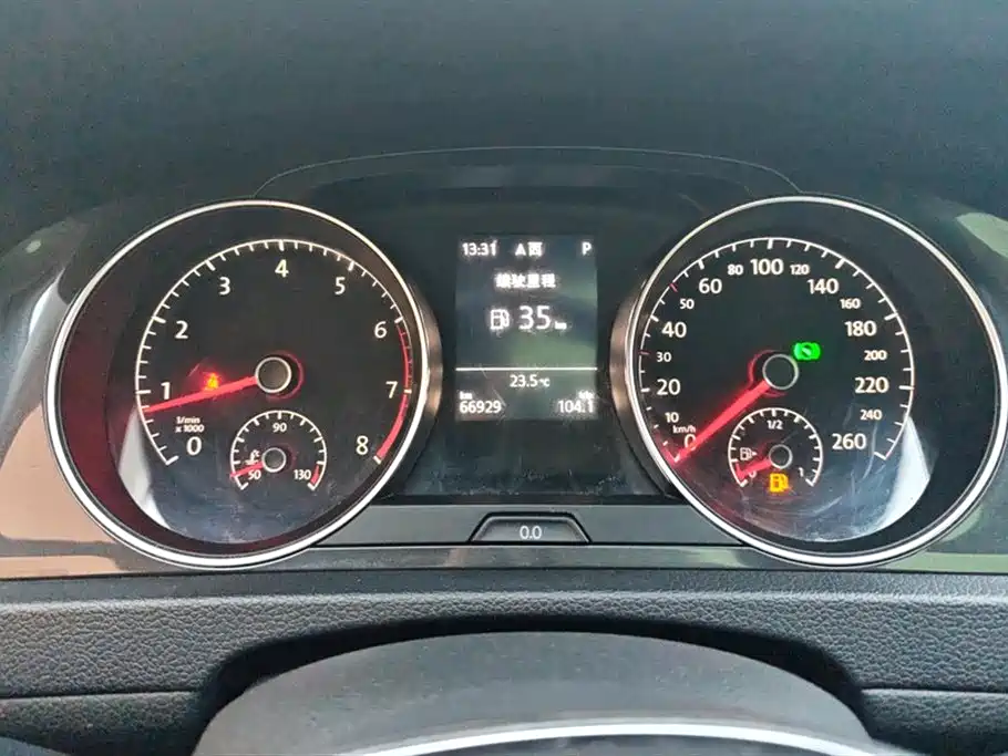 Volkswagen Golf 2019 1.6L Auto Comfort (China V) фото 14