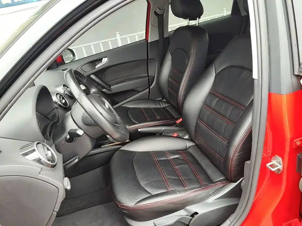 Audi A1 2015 2014 30 TFSI Sportback Fashion