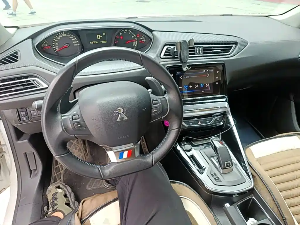 Peugeot 308 2020 2019 230THP Automatic Luxury Edition China VI
