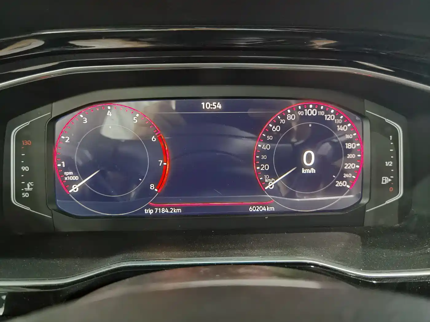 Volkswagen Sagitar 2021 280TSI DSG Luxury Smart Connect фото 10