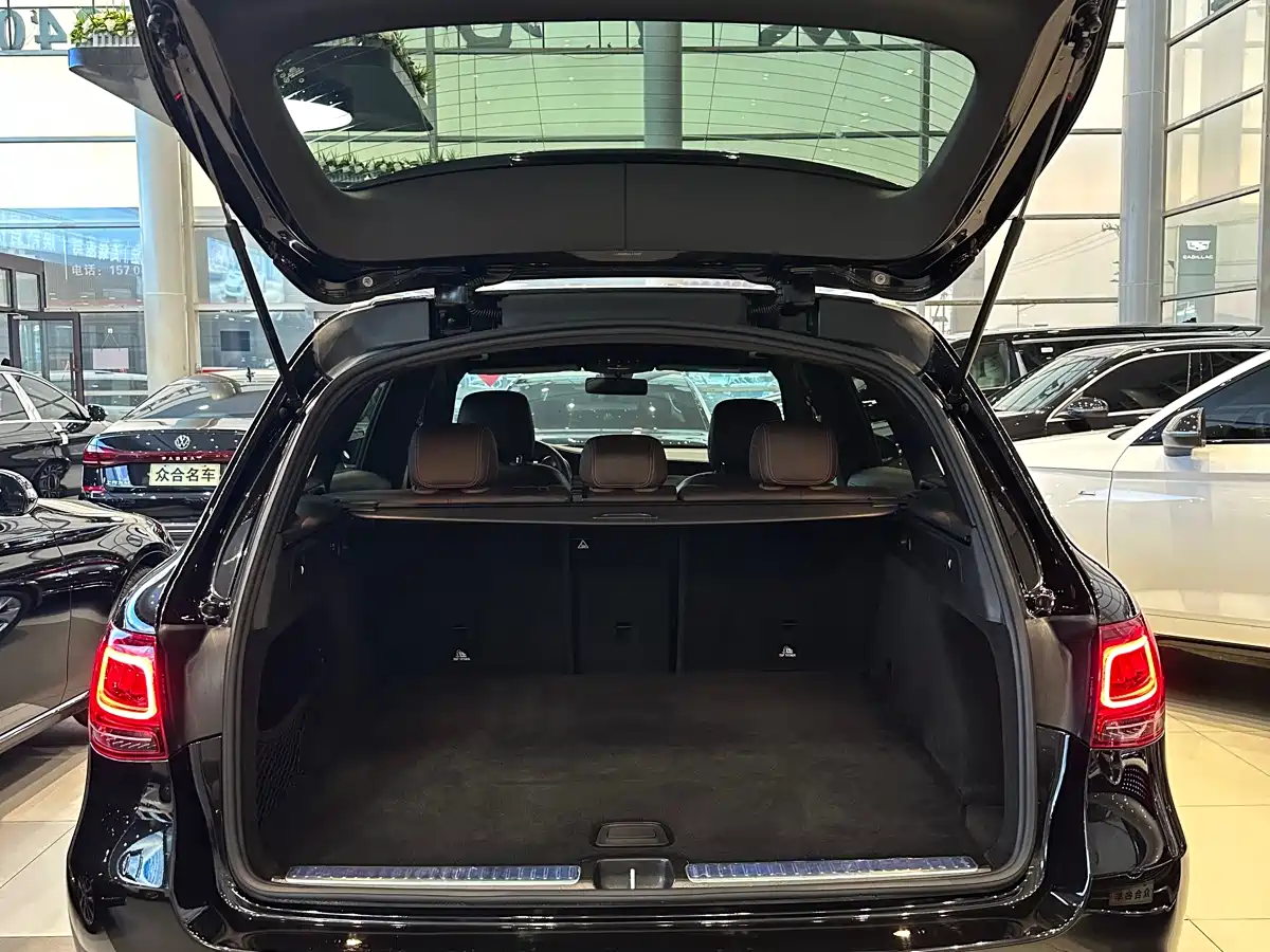 Mercedes-Benz GLC 2020 GLC 260 L 4MATIC Dynamic фото 18