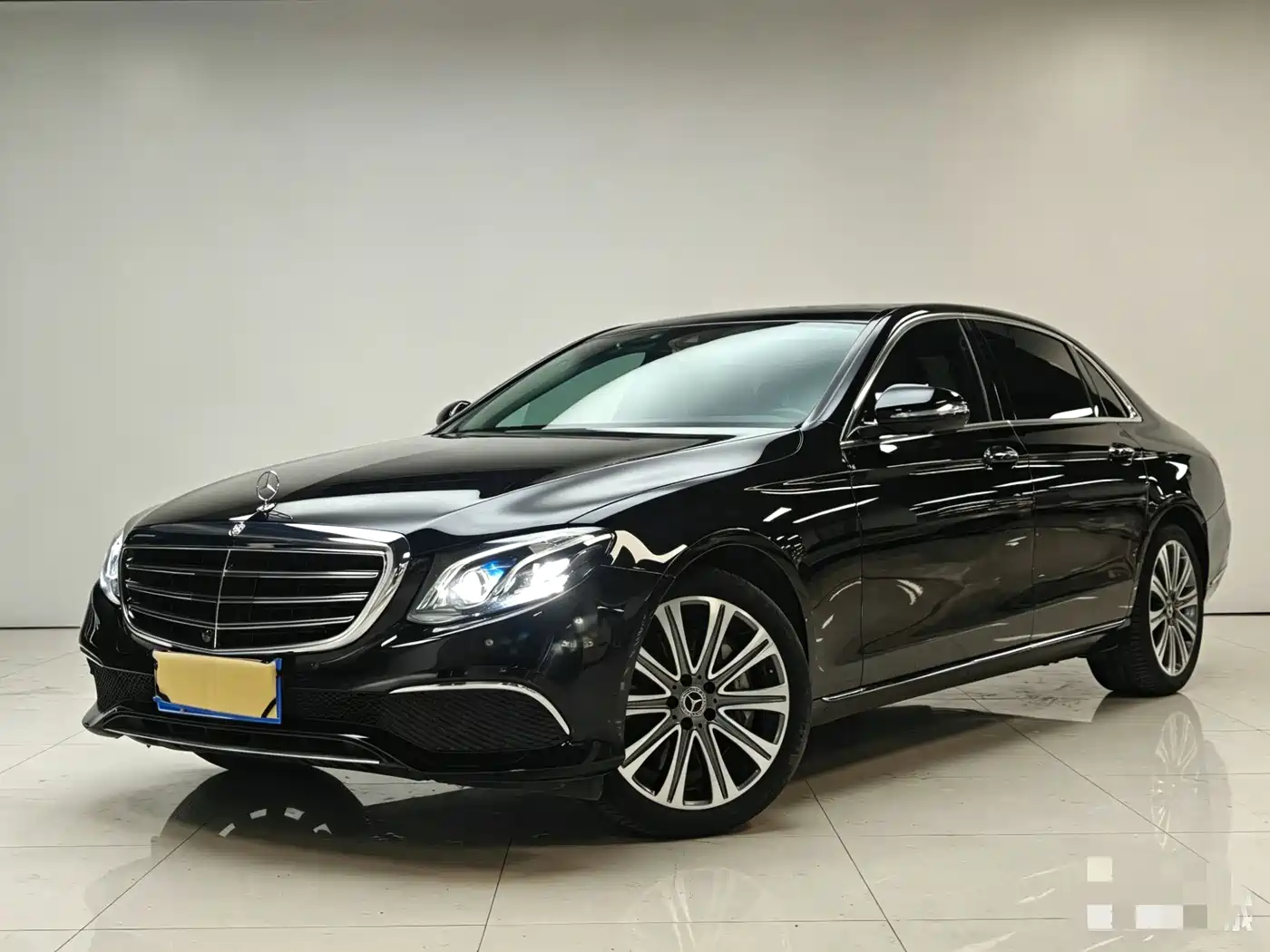 Mercedes-Benz E-Class 2017 Model E 320 L 4MATIC