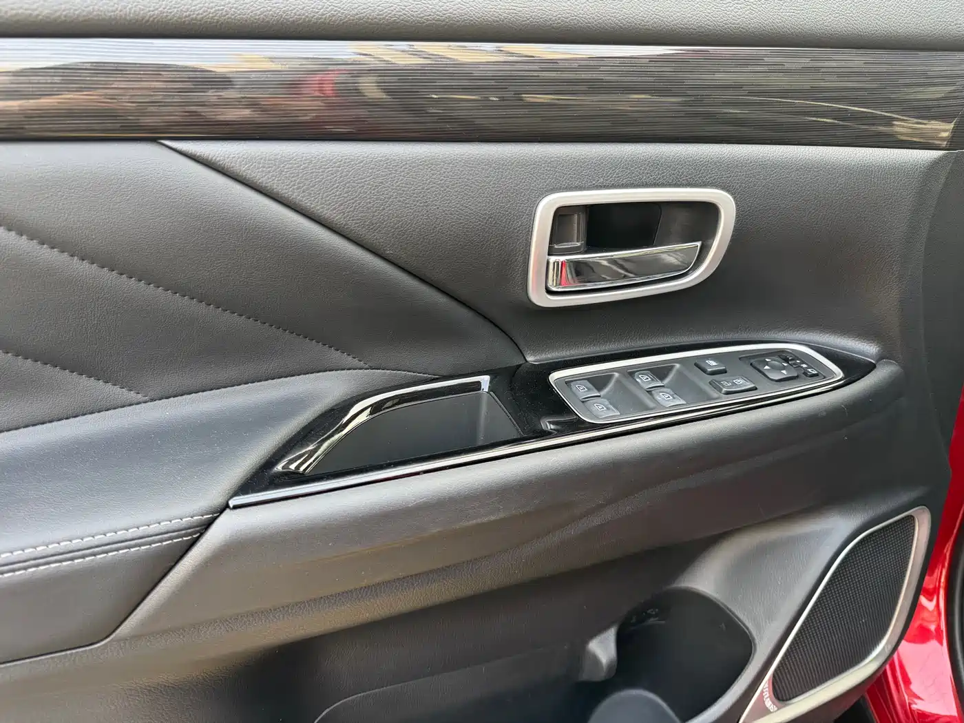 Mitsubishi Outlander 2019 2.0L 2WD Enjoy 5-Seater China VI фото 9