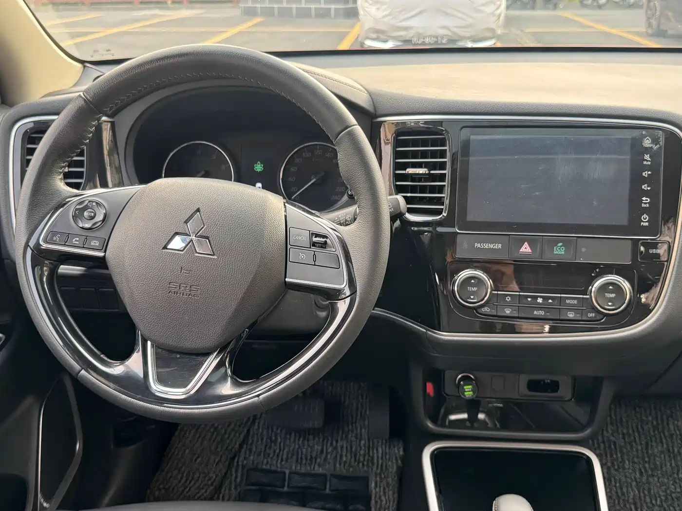 Mitsubishi Outlander 2019 2.0L 2WD Enjoy 5-Seater China VI фото 15