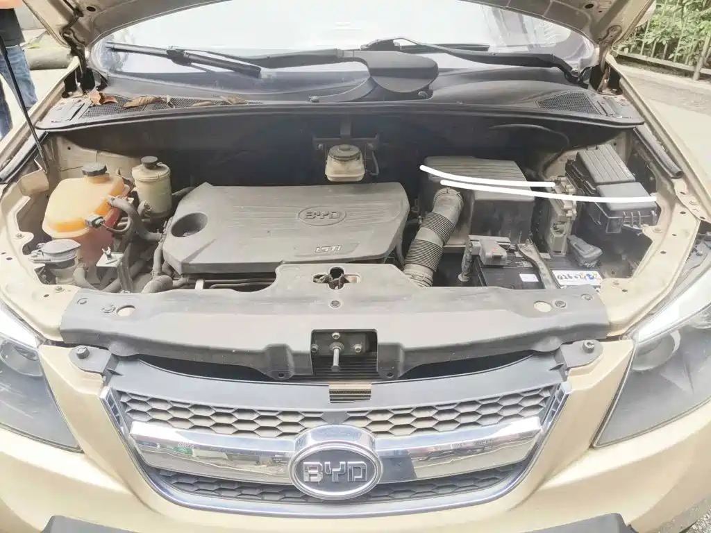 2015 BYD S6