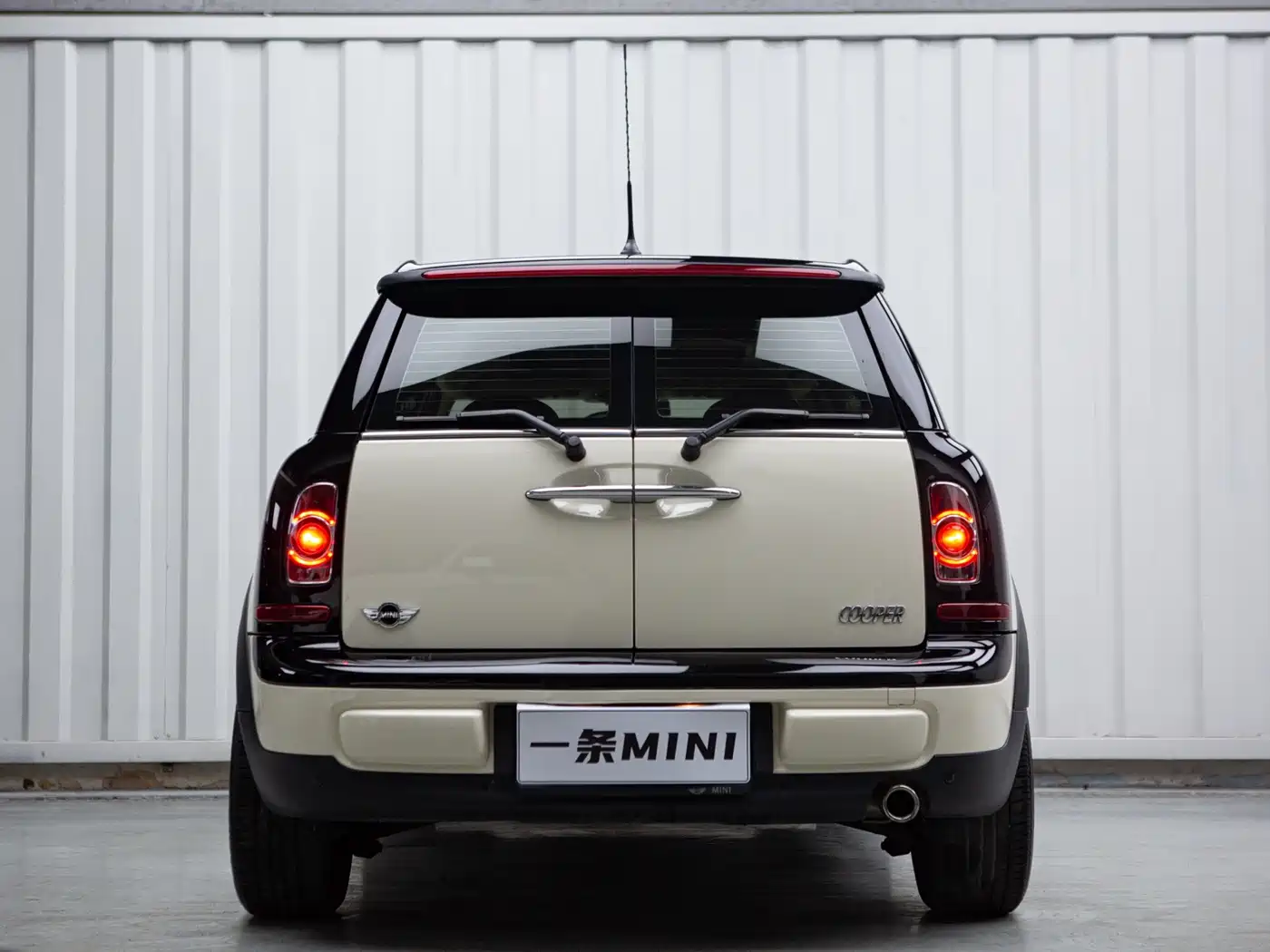 MINI CLUBMAN 2012 2011 1.6L COOPER Fun