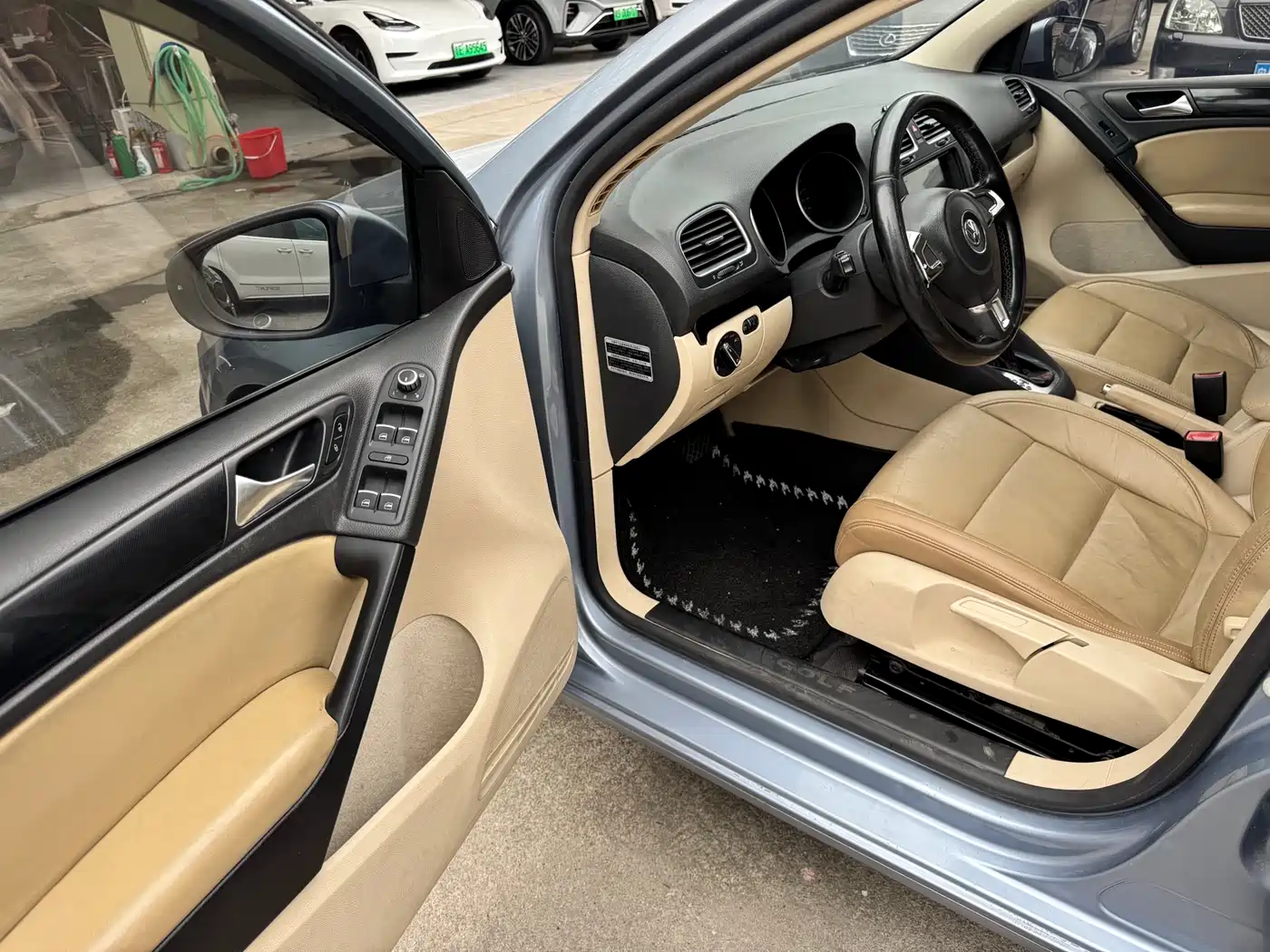 Volkswagen Golf 2012 1.6 Automatic Comfort Type фото 15