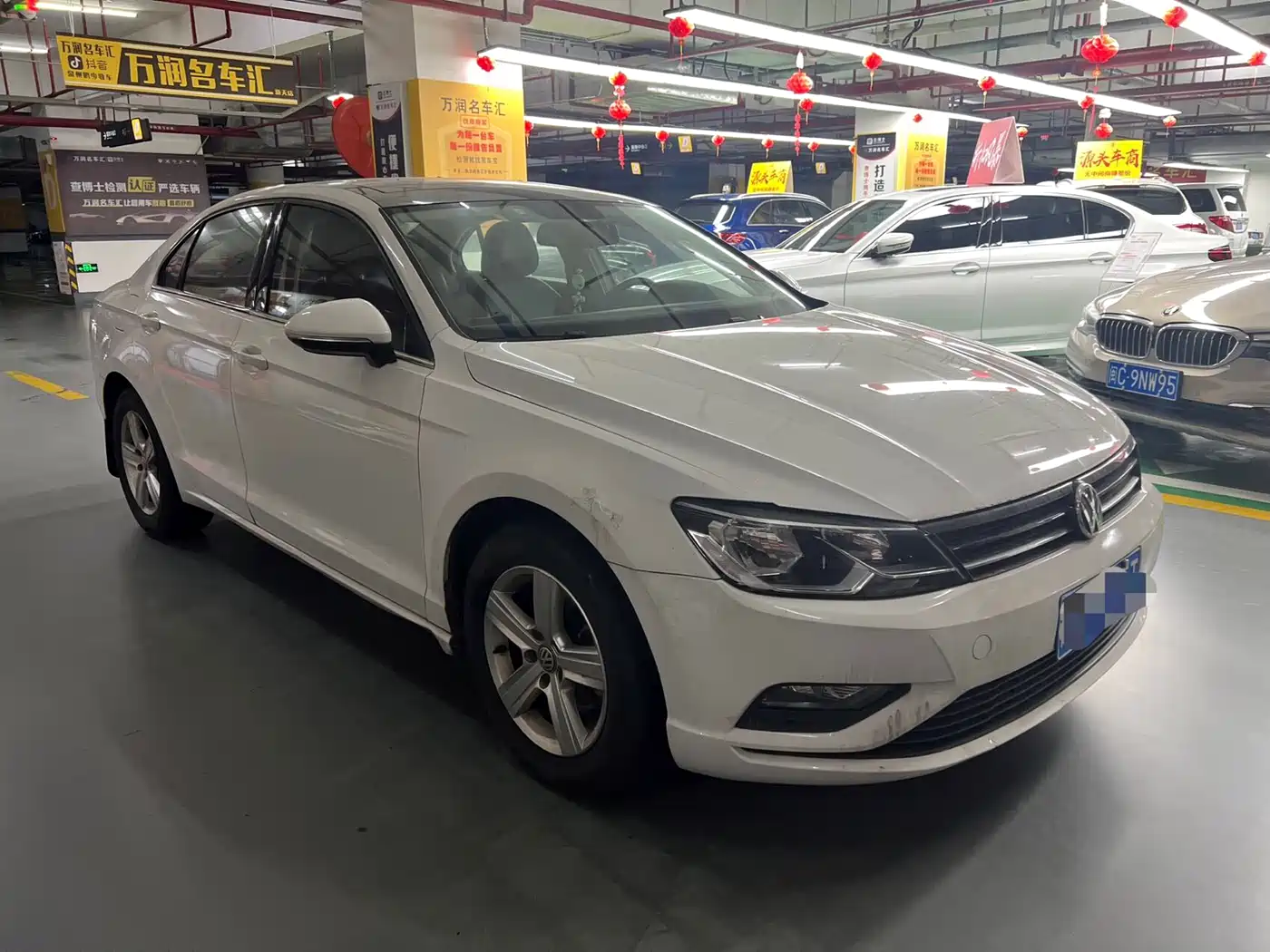 Volkswagen Lamando 2018 230TSI DSG Trend Edition фото 3
