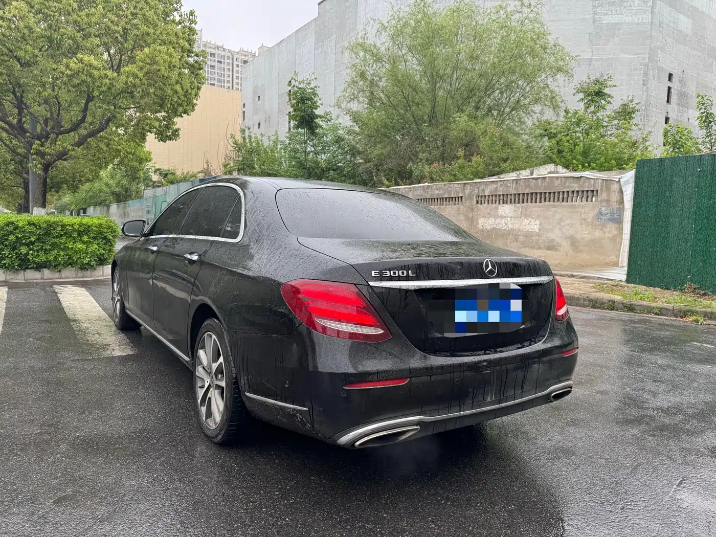 Mercedes-Benz E-Class 2017 E 300 L Sport Fashion фото 17
