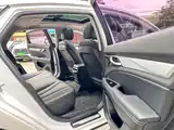 Фото 9 - Geely Borui PHEV