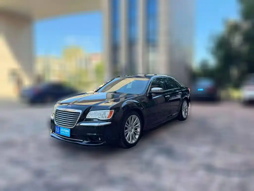 Chrysler 300C (Import) 2013 2013 3.6L Prestige Edition