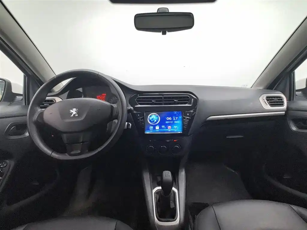 Peugeot 301 2016 1.6L Manual Comfort Edition фото 5