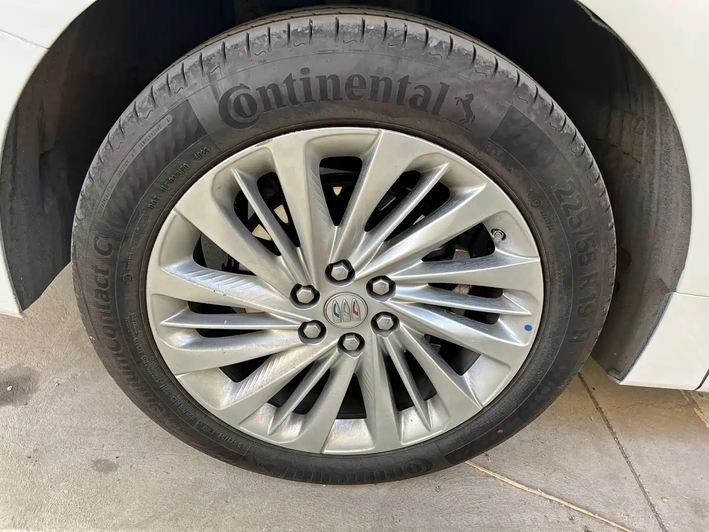 Buick Century 2023 2.0T 7-Seater World Edition фото 33