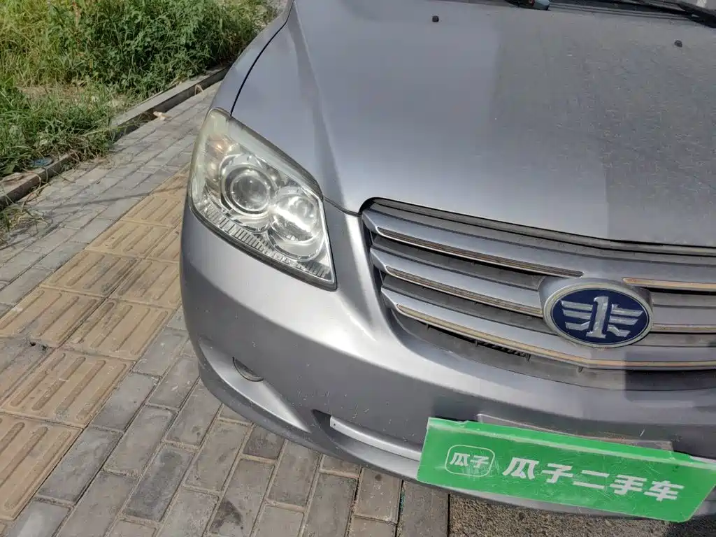 FAW Xiali N5 2016 2014 1.0L Manual Standard