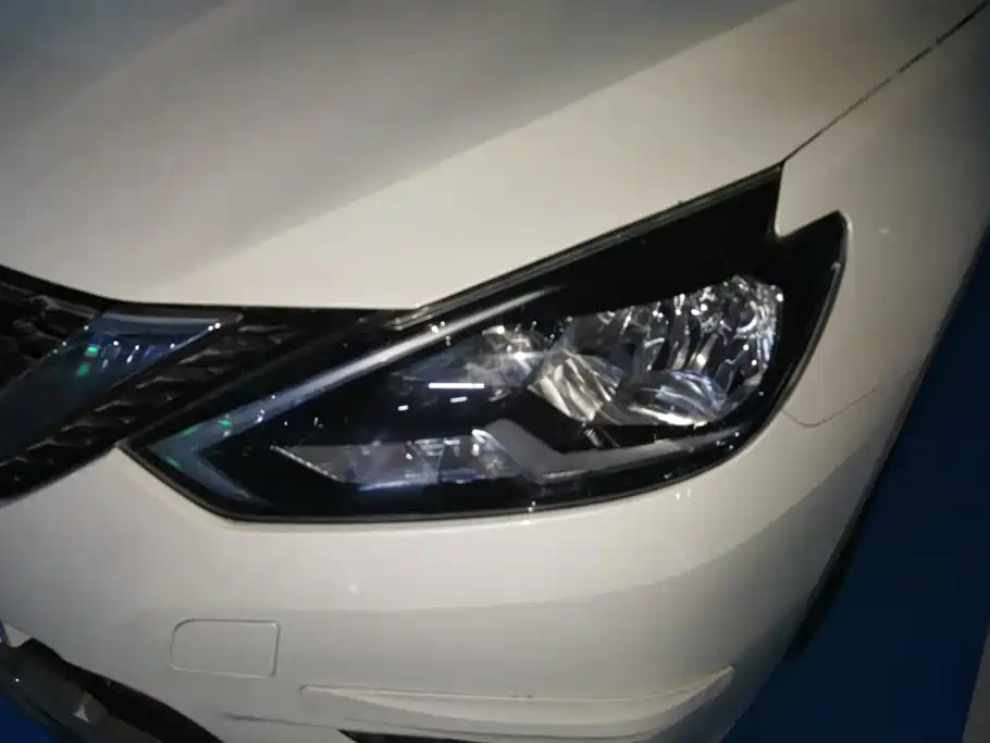 Nissan SYLPHY, миниатюра 5