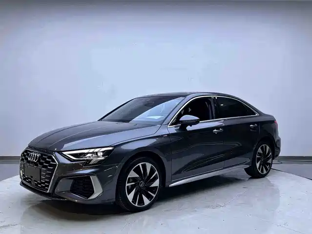 Audi A3 Рестайлинг, A3L Limousine 35 TFSI, Стиль Спорт