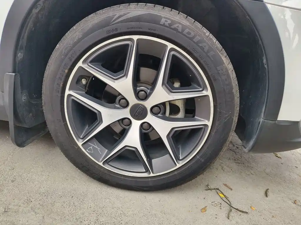 Geely Vision S1 2020 2019 Upgrade 1.5L CVT Luxury
