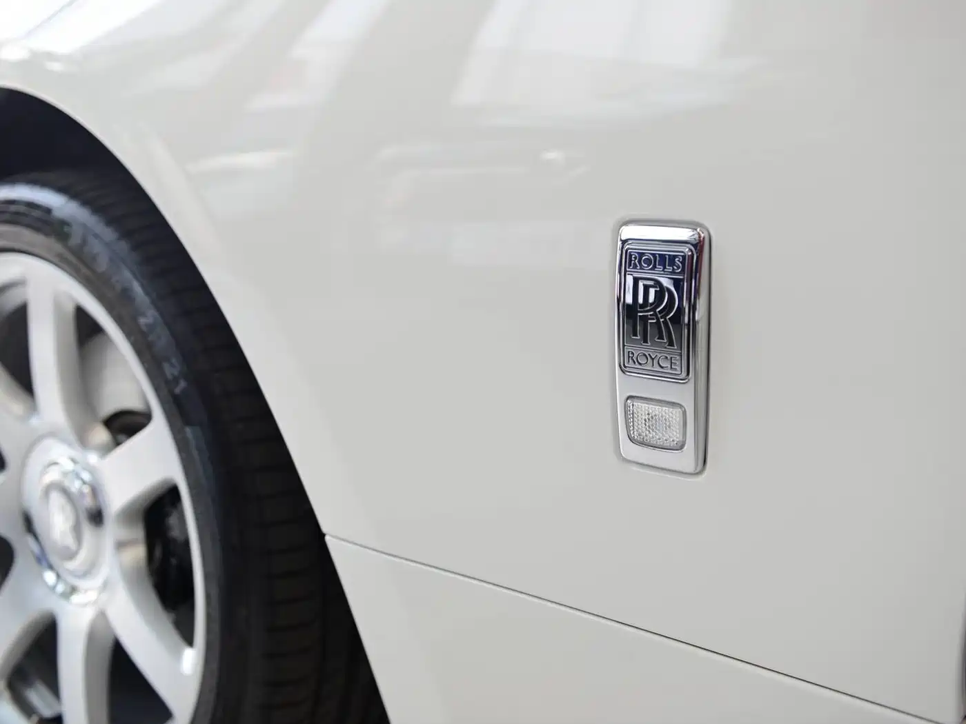 Rolls-Royce Wraith 2015 2013 6.6T Standard