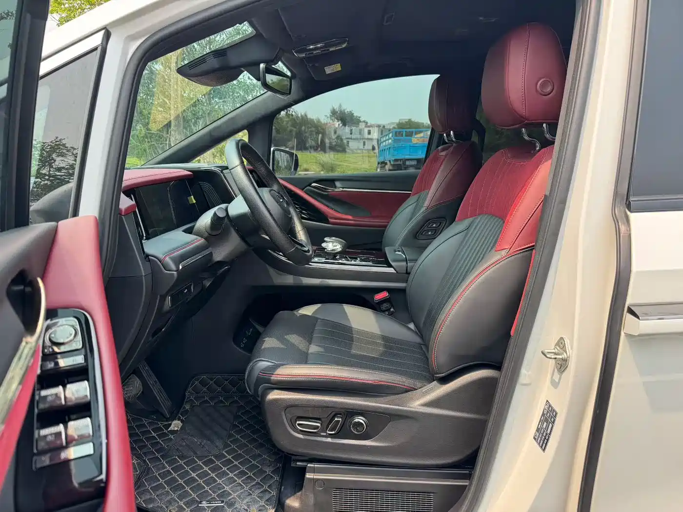 GAC Trumpchi Trumpchi M8 2023 Model Master Series 400T Flagship Edition фото 9