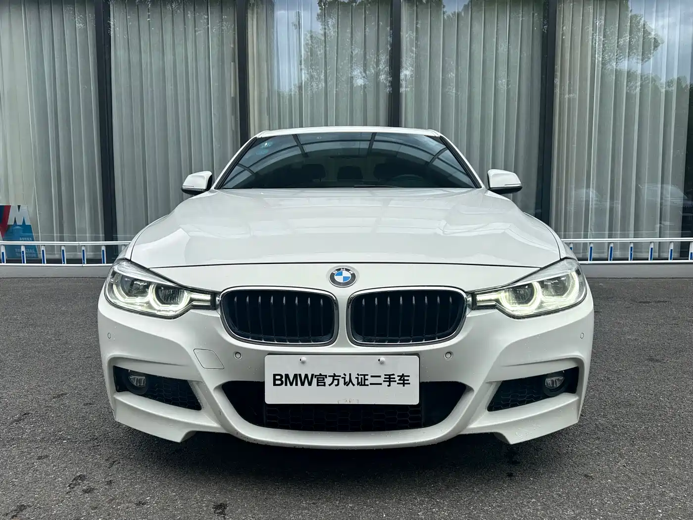 BMW 3 Series 2018 320i M Sport Package фото 4