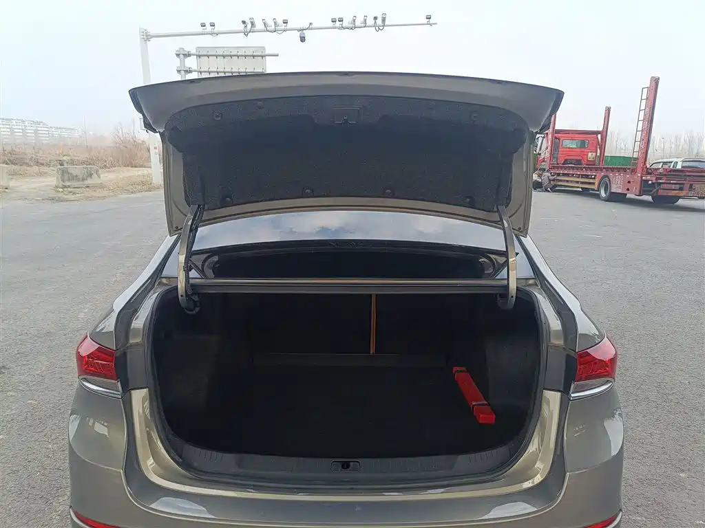 Buick Excelle 2018 18T Automatic Flagship фото 15