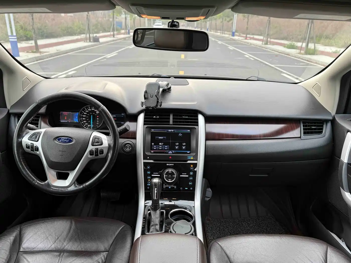 Ford Edge (Import) 2014 2012 2.0T Prestige