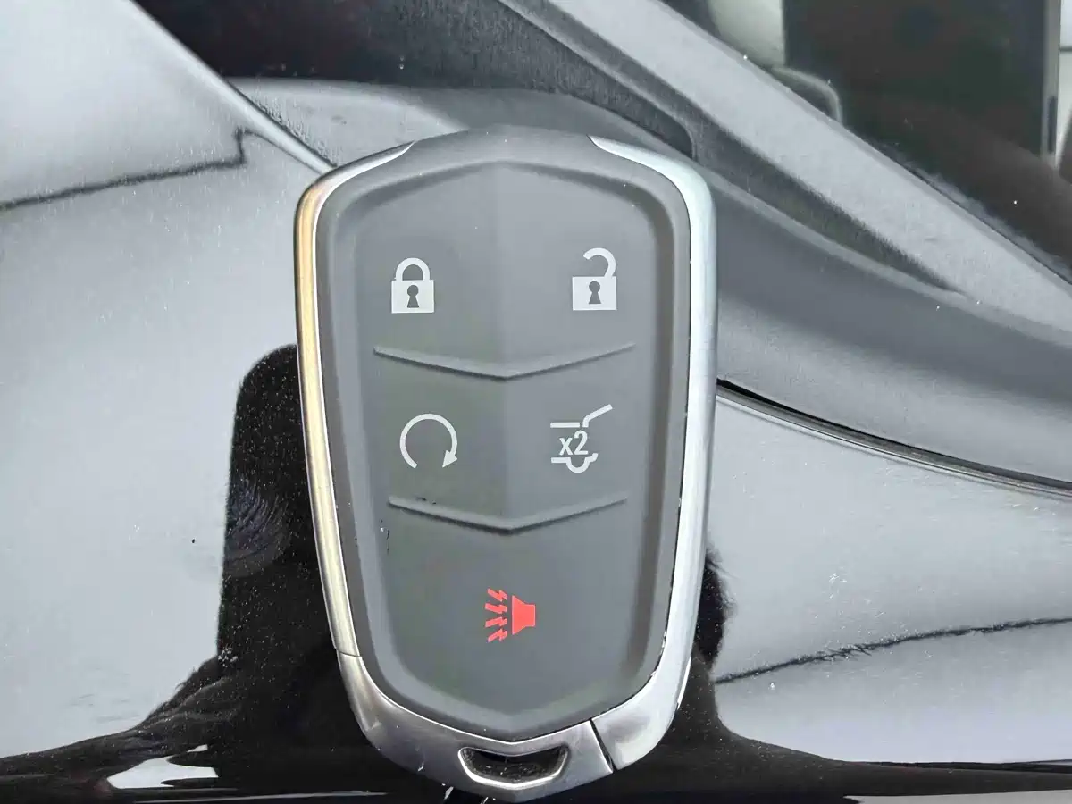 Cadillac XT5 2023 2.0T 2WD Fashion Edition фото 6