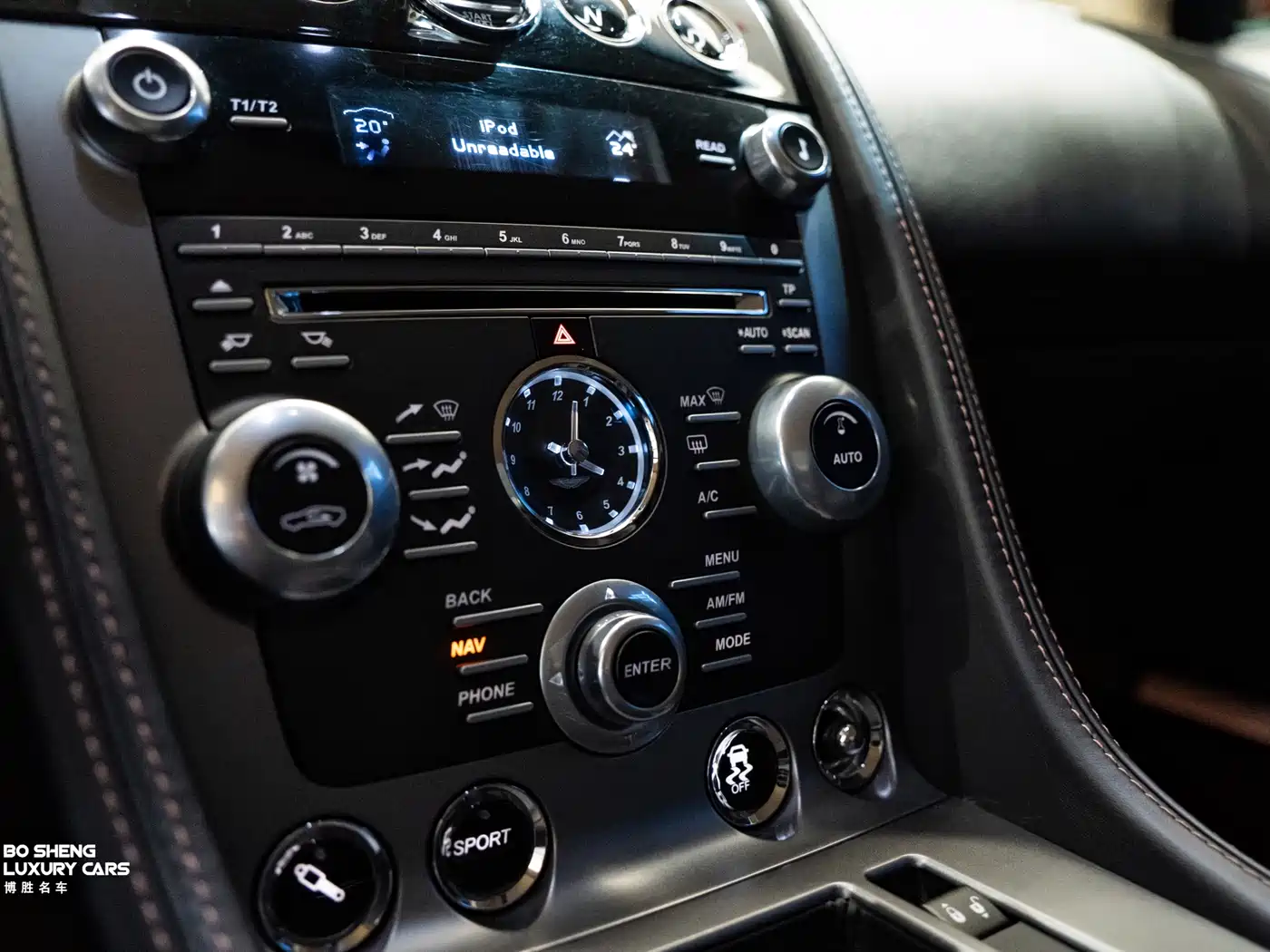 Aston Martin Virage 2012 6.0 Coupe фото 16
