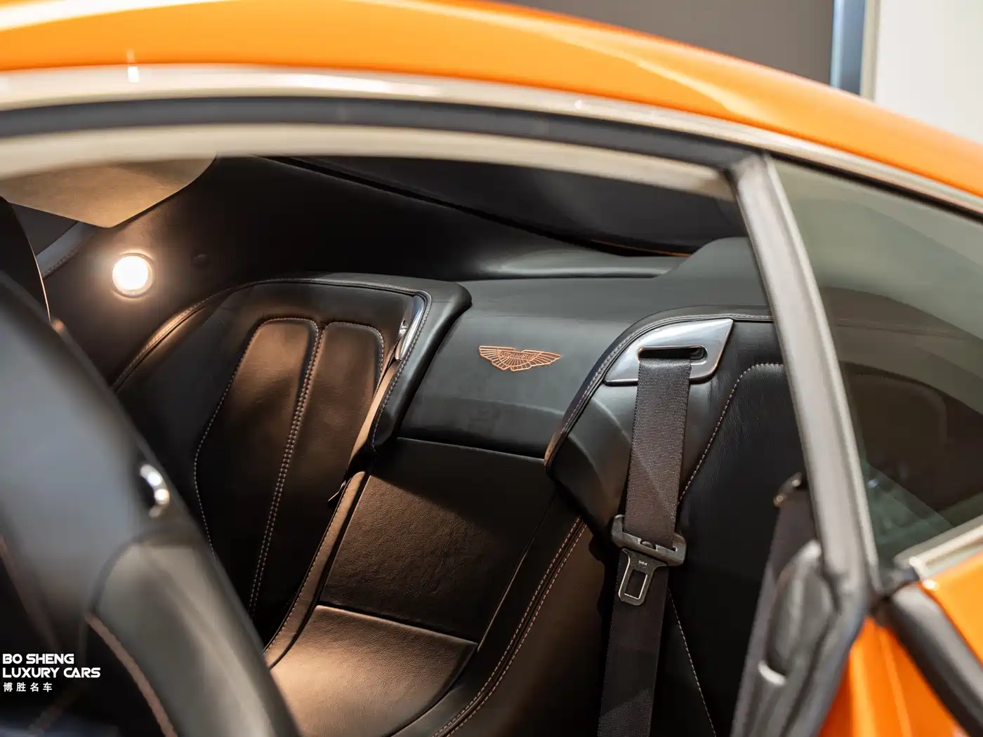Aston Martin Virage 2012 6.0 Coupe фото 47