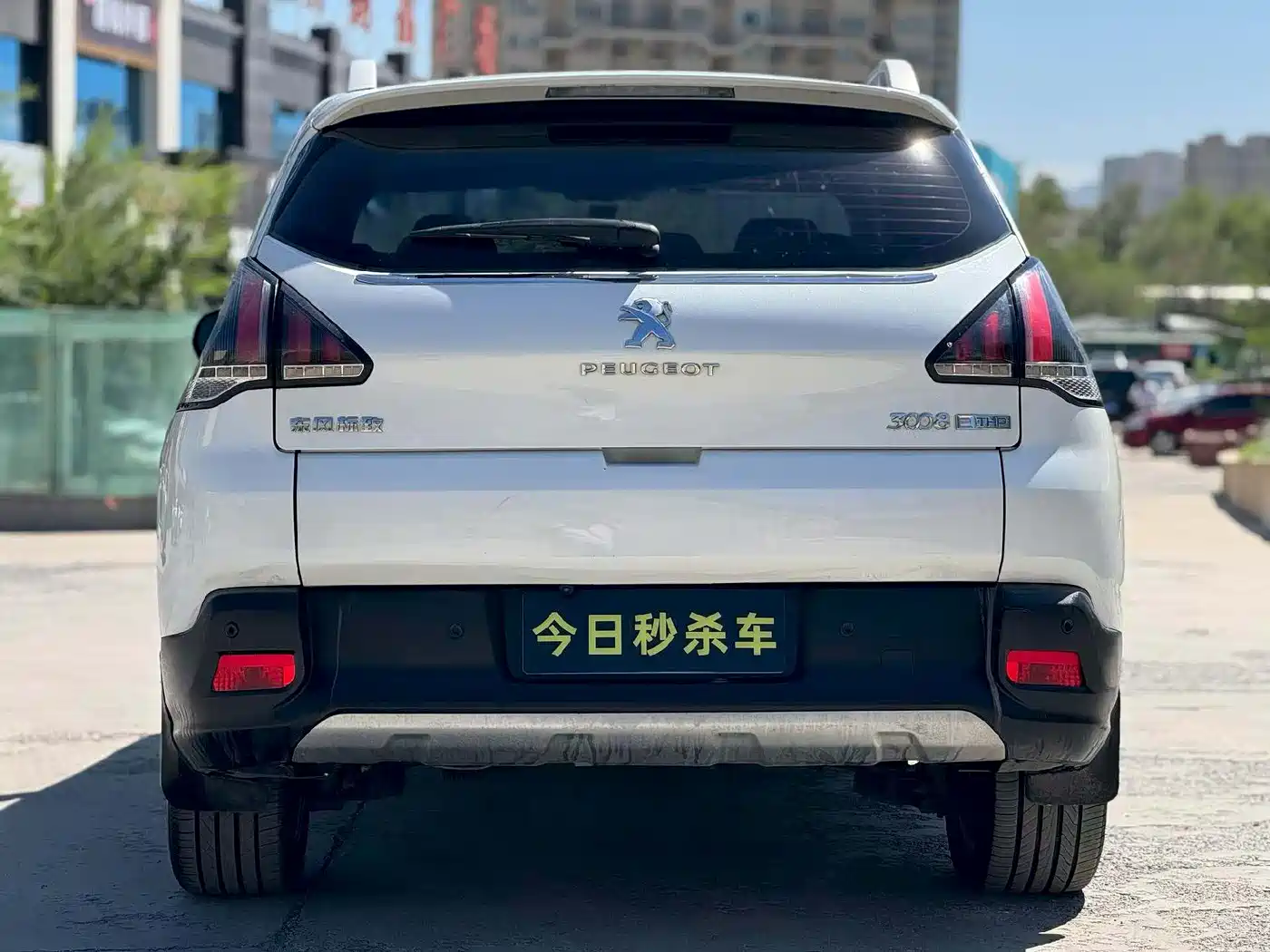 Peugeot 3008 2016 1.6THP Automatic Standard Edition фото 8