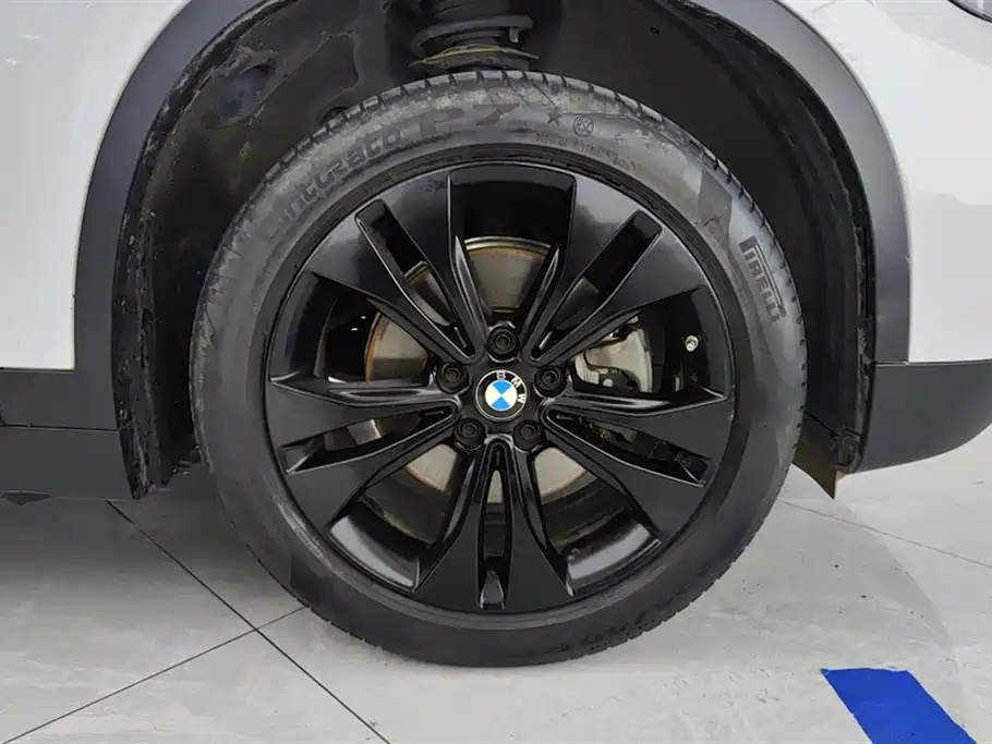 BMW X1 2021 sDrive20Li Fashion фото 6