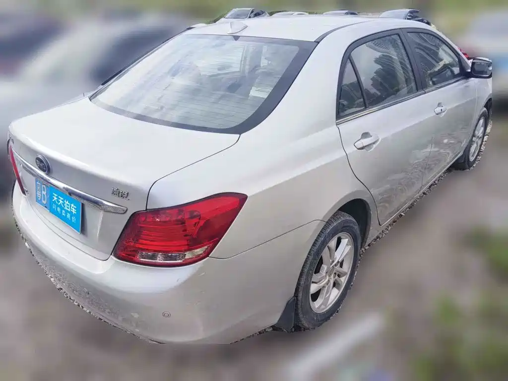 BYD Surui 2014 2013 1.5L Manual Premium