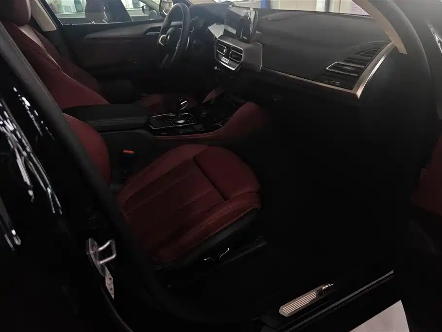 BMW X4 2022 xDrive 25i M Sport Package фото 8