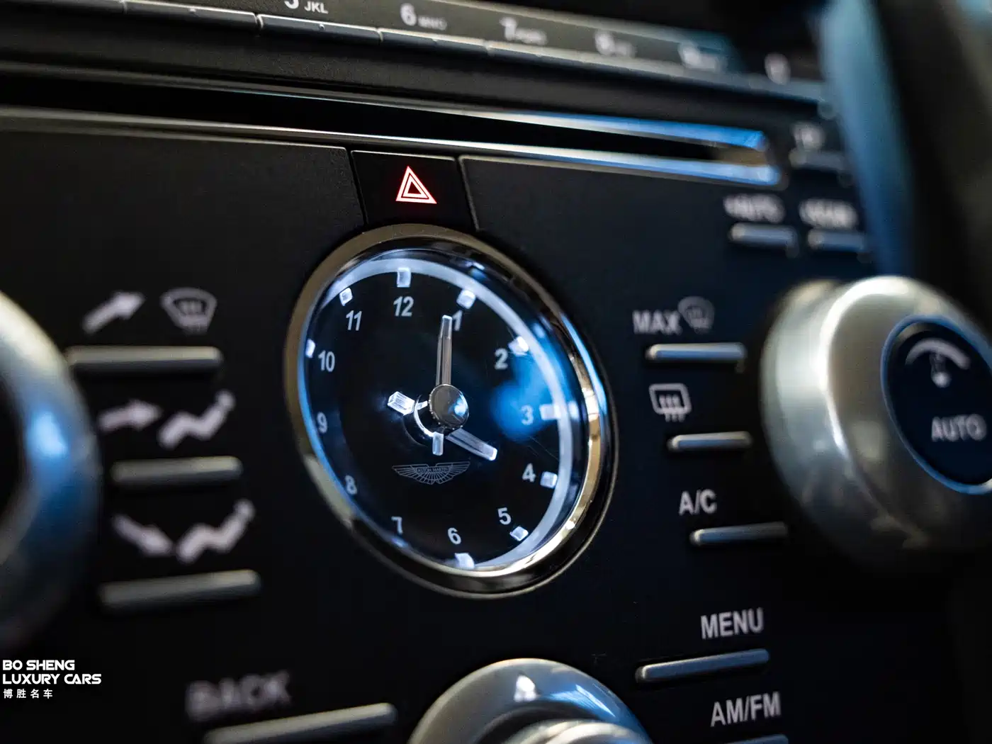 Aston Martin Virage 2012 6.0 Coupe фото 20