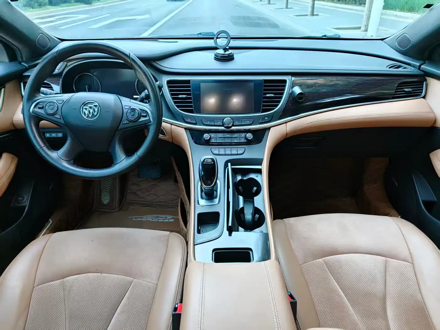 Buick LaCrosse 2016 Model 28T Luxury фото 13