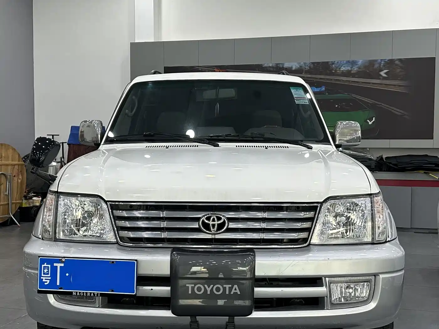 Toyota Prado (Import) фото 2