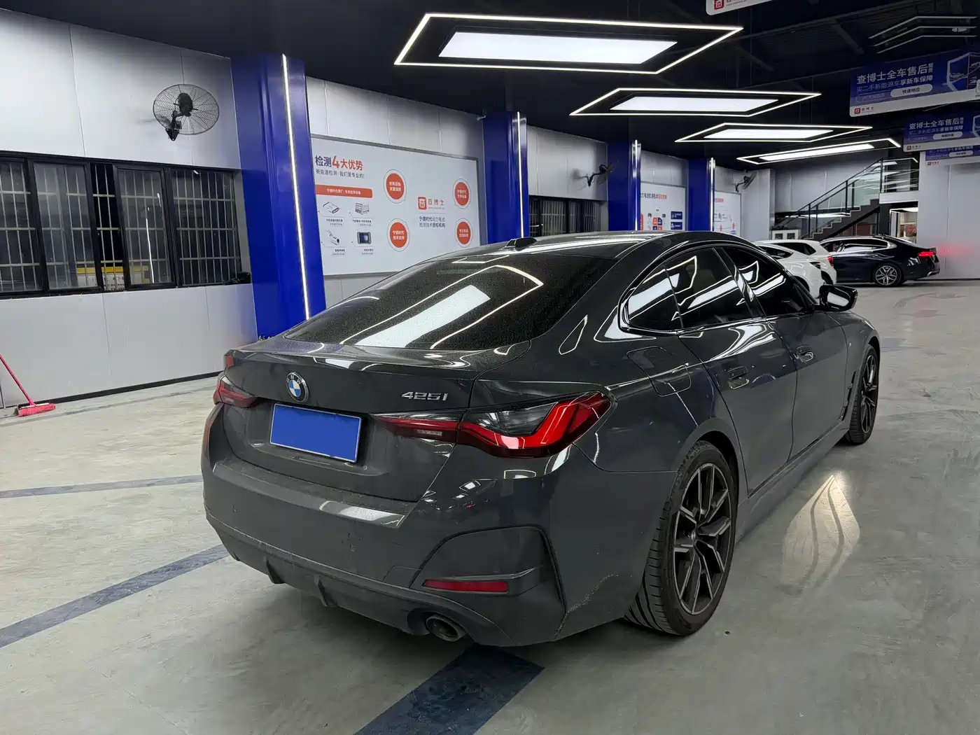 BMW 4 Series 2024 430i Gran Coupe M Sport Shadowline Package фото 10