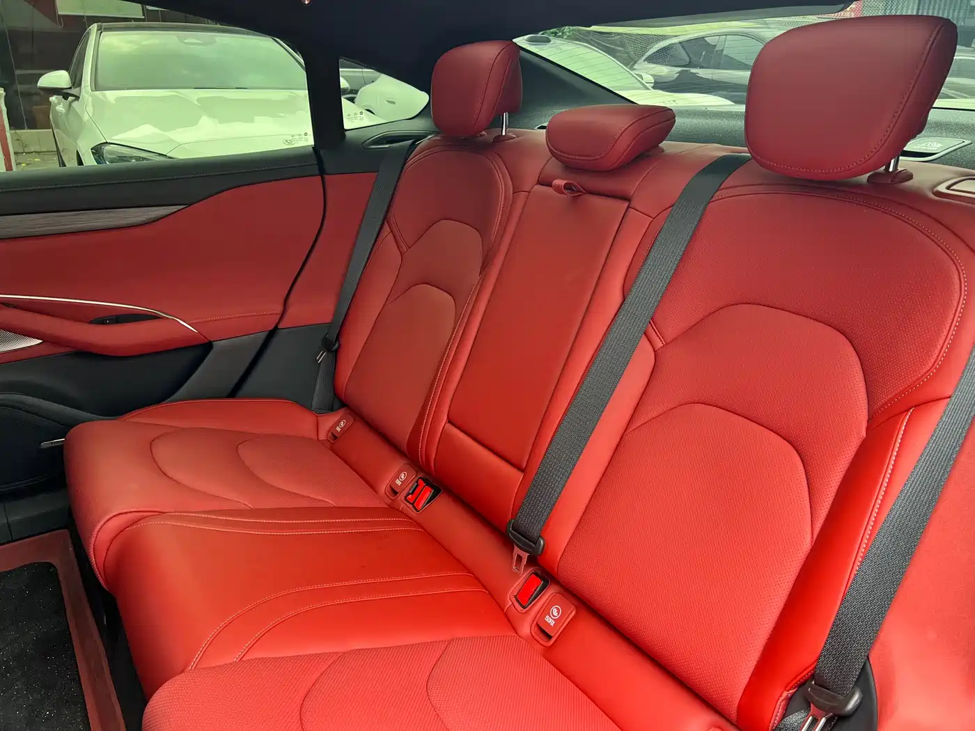 XIAOMI CAR XIAOMI SU7