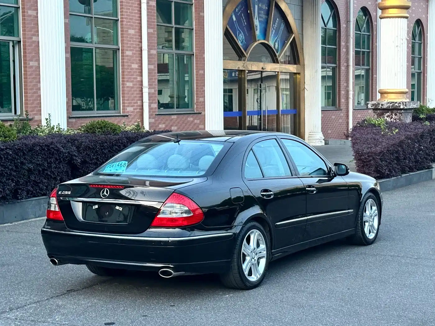 Mercedes-Benz E-Class 2008 Model E 280 Personality Sport Edition фото 6