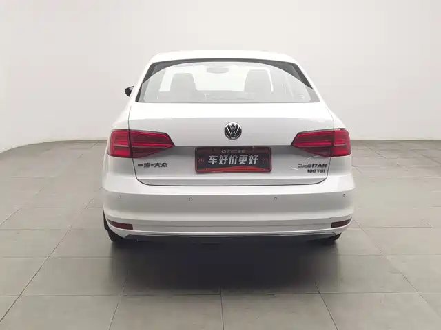 Volkswagen Sagitar 2017 180TSI Auto Exclusive Edition — фото 4