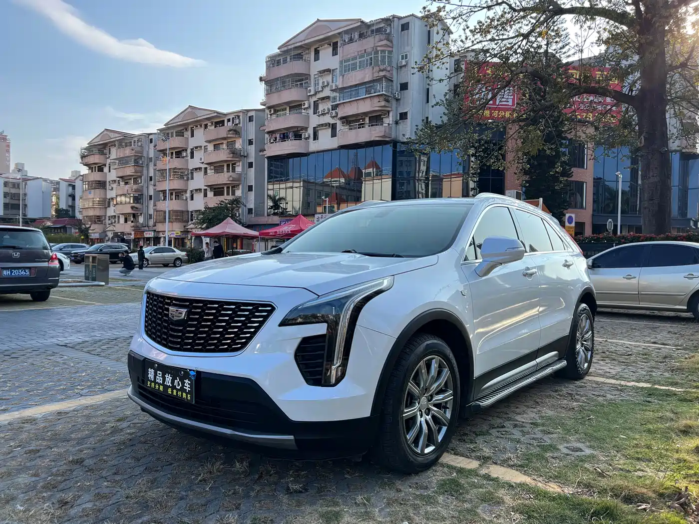 Cadillac XT4 2020 28T FWD Leading Trim фото 3