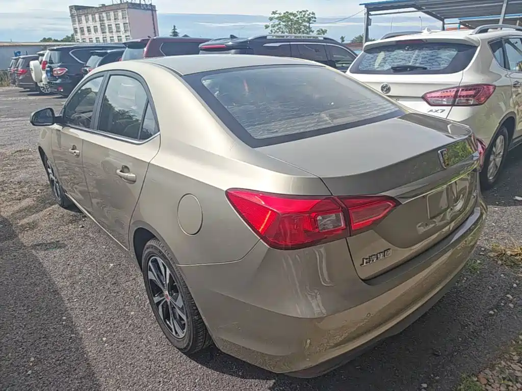 Roewe 360 2017 2017 1.5L Auto Luxury Edition